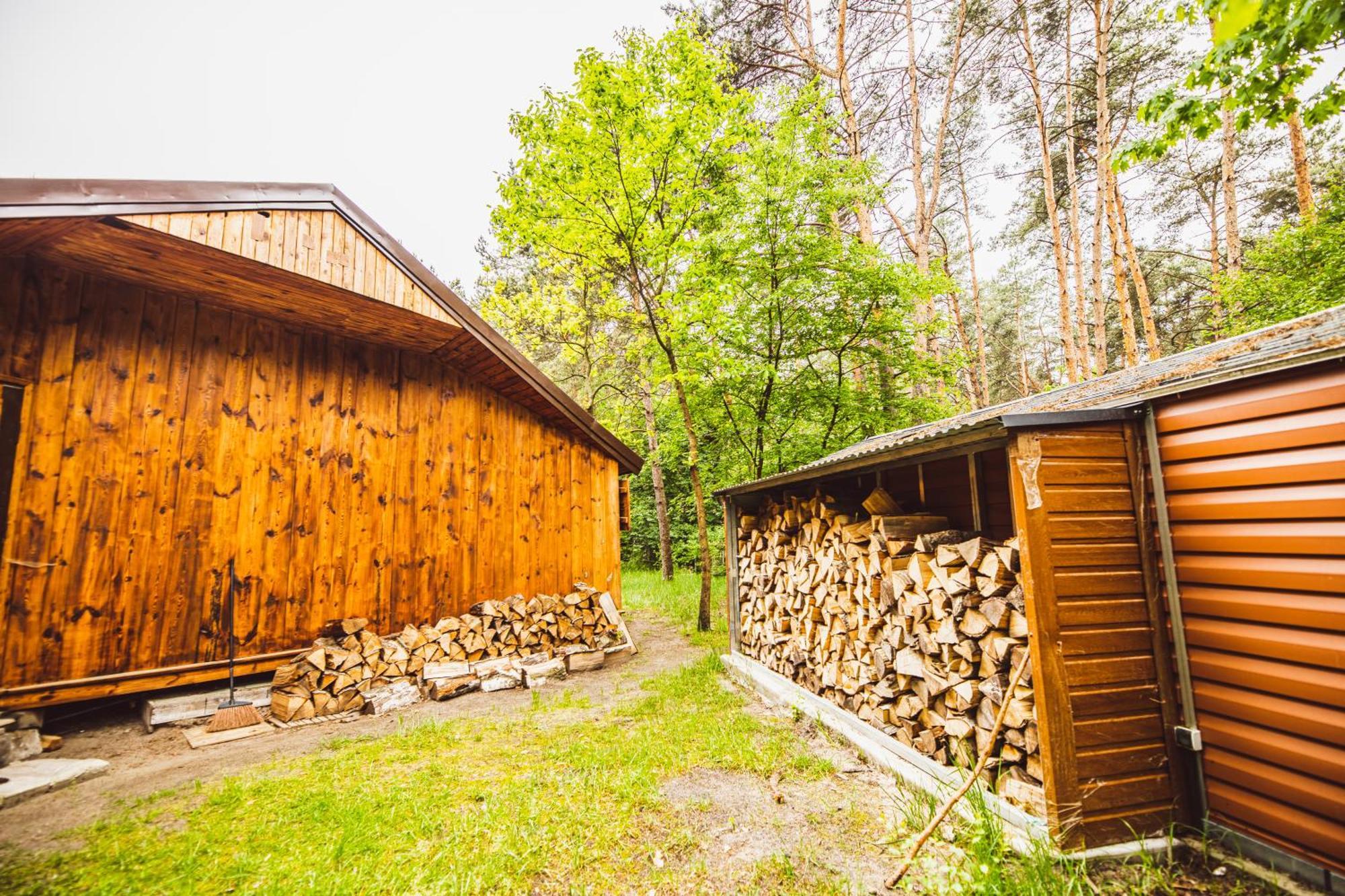 Cozy Nature Retreat With Patio Fireplace Garden Maciejowice Exterior photo